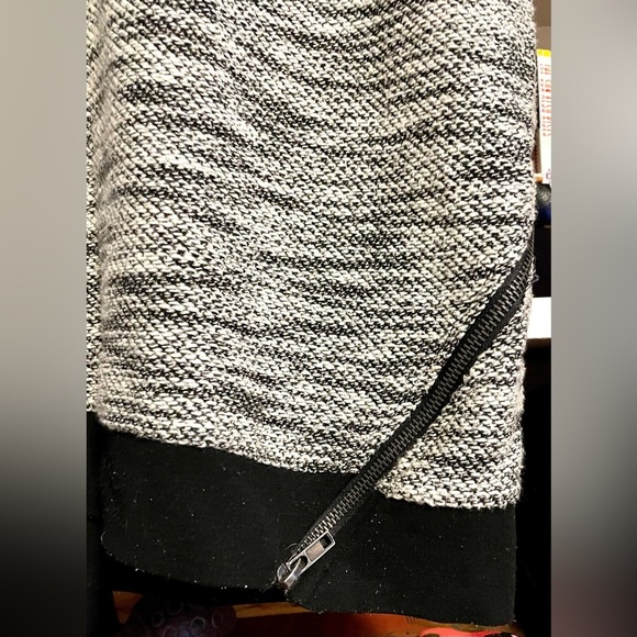 Jack by BB Dakota Black & White Textured Knit Sweater Small Side Zip Long Sleeve - Picture 3 of 8